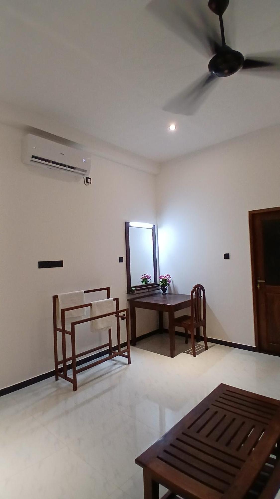 Coco Mount Residence - Hiriketiya Dickwella Exterior photo